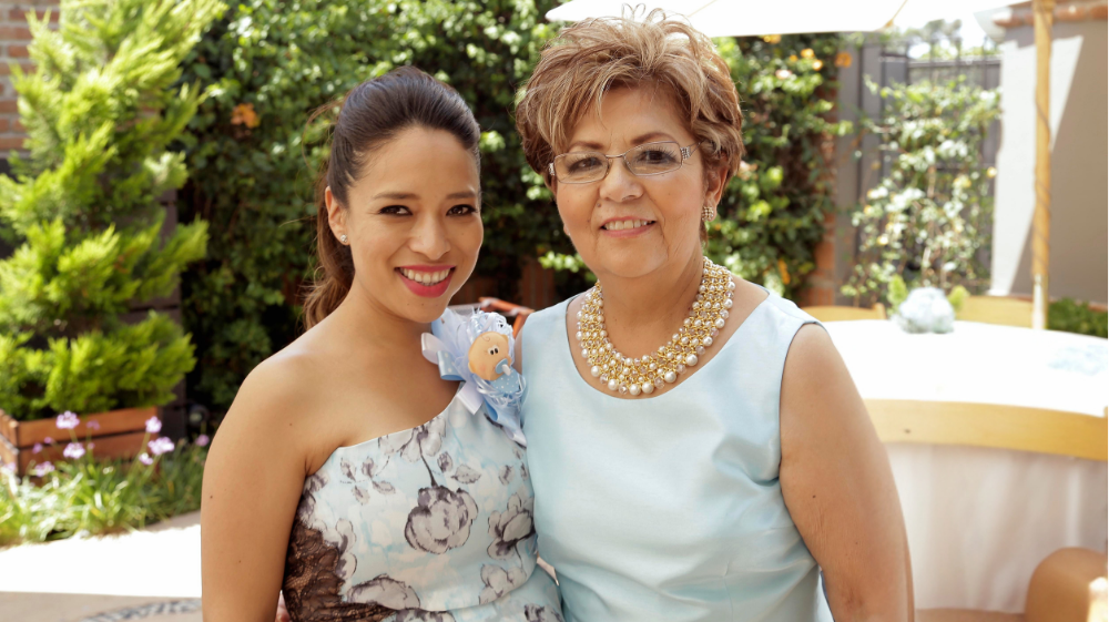 La Dra. Sara de la Rosa y su mamá, símbolo de amor y fortaleza